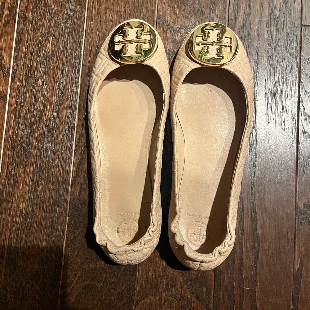 Tory burch Minnie flats in quilted leather size 8.5